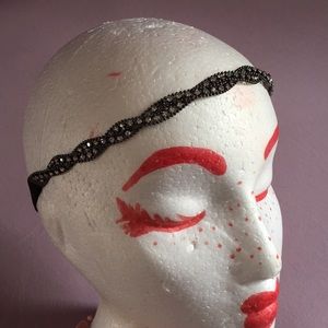 CLAIRE’S jem headband